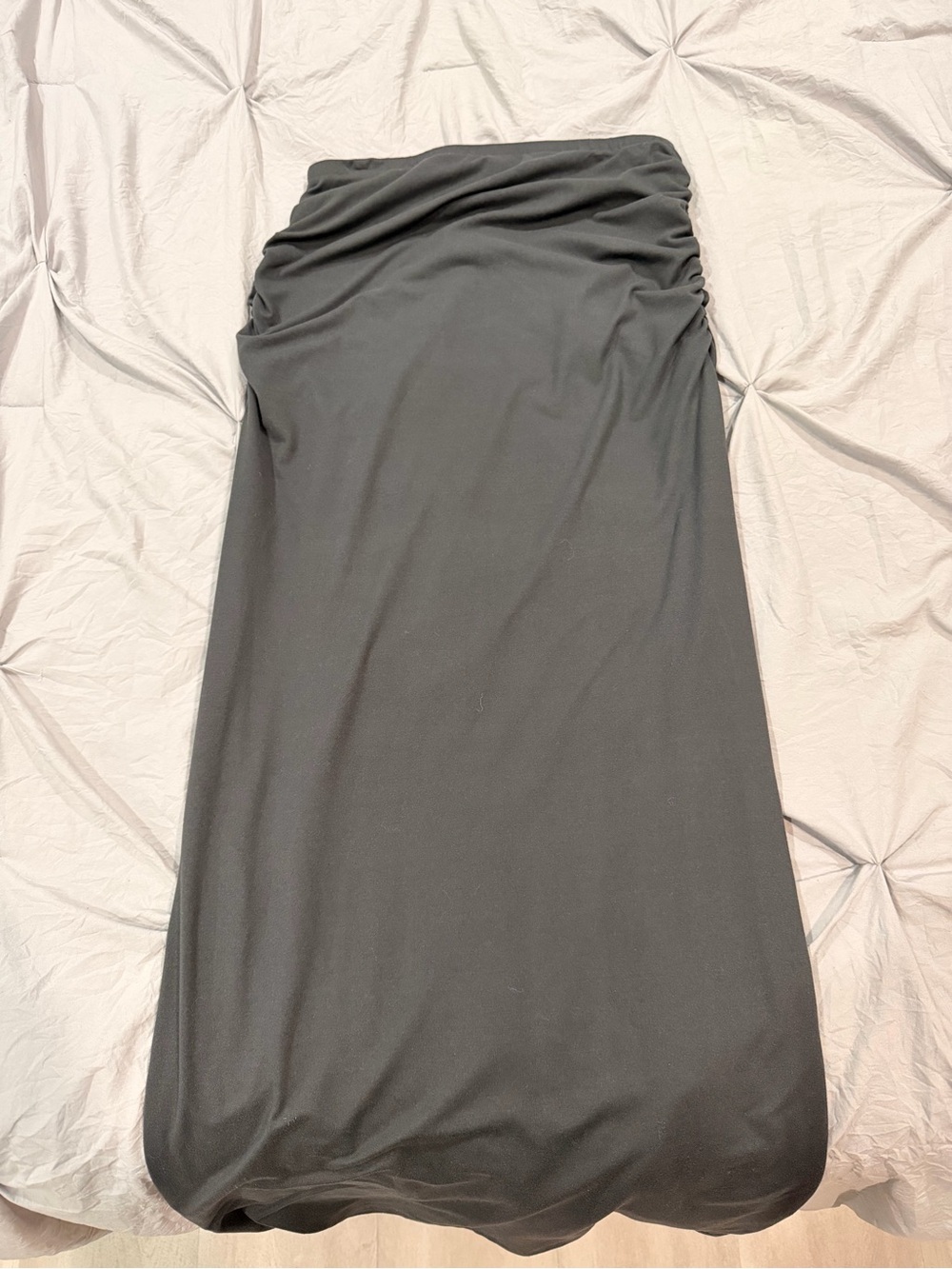 Divided Black Ruched Waist Maxi Skirt